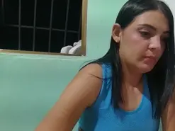 Andrea_1  live sex cam