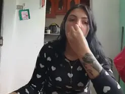 Andrea_1  live sex cam