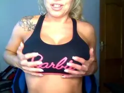 LaraCruz30  live sex cam