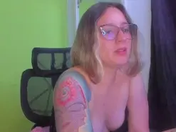 Dalila222  live sex cam