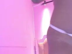 LoveQueen2  live sex cam