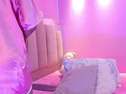 LoveQueen2  live sex cam