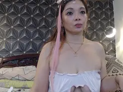 Yummymeily  live sex cam
