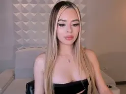 JuanitaClay  live sex cam