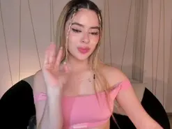 JuanitaClay  live sex cam