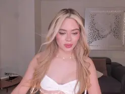 JuanitaClay  live sex cam
