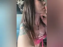 MsAkira  live sex cam