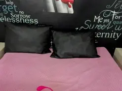 HornyRouse  live sex cam