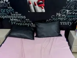 HornyRouse  live sex cam