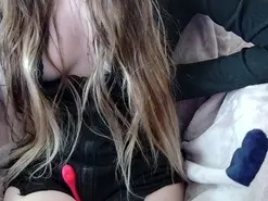 Elzakom  live sex cam
