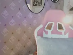 MaddyOwens  live sex cam
