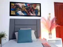 HannaWells  live sex cam