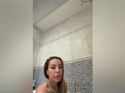 Michuwars  live sex cam