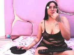 LunaRoosee  live sex cam