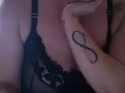 Rubiatetonasexy  live sex cam