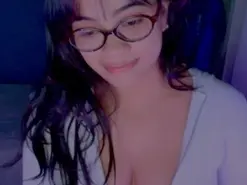 Seryna  live sex cam