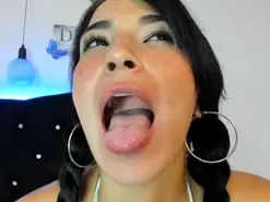 Hadid_honey  live sex cam