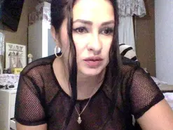 Ralu  live sex cam