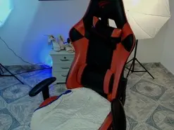 Adrianax28  live sex cam