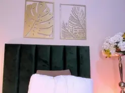 AndraCyrus  live sex cam