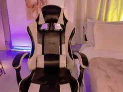 ChloeMoreti  live sex cam