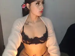 Squirtcharlotte  live sex cam