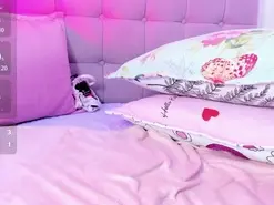 Hellen_star  live sex cam