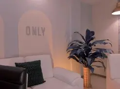 MiaFarrell  live sex cam