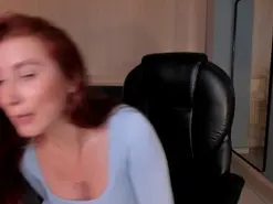 MiaFarrell  live sex cam