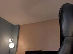 MiaFarrell  live sex cam