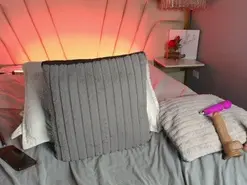 Ariia_Sweett  live sex cam