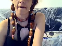 Lolita_420  live sex cam