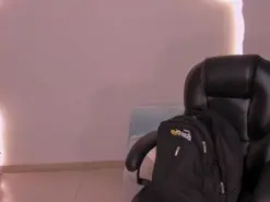 MollyJones  live sex cam