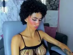 Queen_cuarxoo  live sex cam
