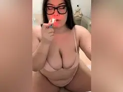 TuVecinitaLari  live sex cam