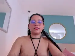 Lucy_blue28  live sex cam