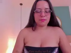 Lucy_blue28  live sex cam