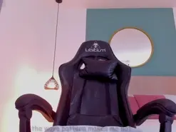 Lucy_blue28  live sex cam