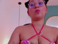 Lucy_blue28  live sex cam