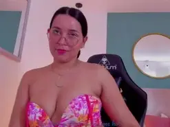 Lucy_blue28  live sex cam
