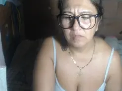 Meganny2023  live sex cam