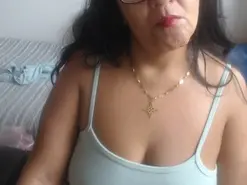 Meganny2023  live sex cam