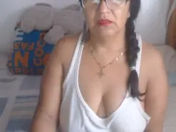 Meganny2023  live sex cam