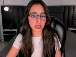 LarisaSmirnov  live sex cam