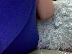 Karitina22  live sex cam