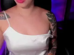Lunaenvenus  live sex cam