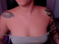 Lunaenvenus  live sex cam