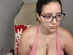 Moon_woman  live sex cam