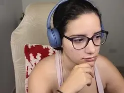 Moon_woman  live sex cam