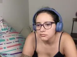 Moon_woman  live sex cam